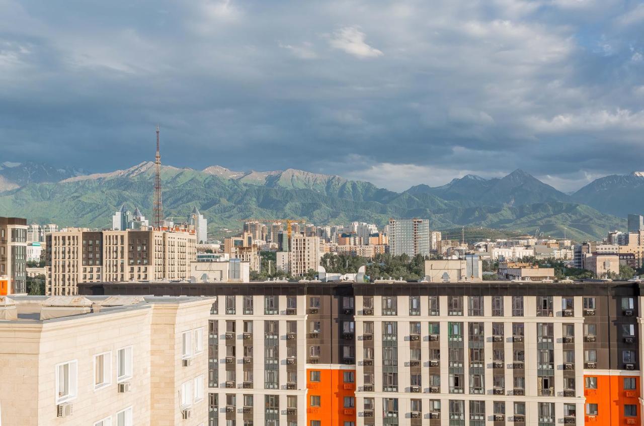 Жк Жастар Атамекен Центр Города, Отличная Локация Almaty Exterior photo